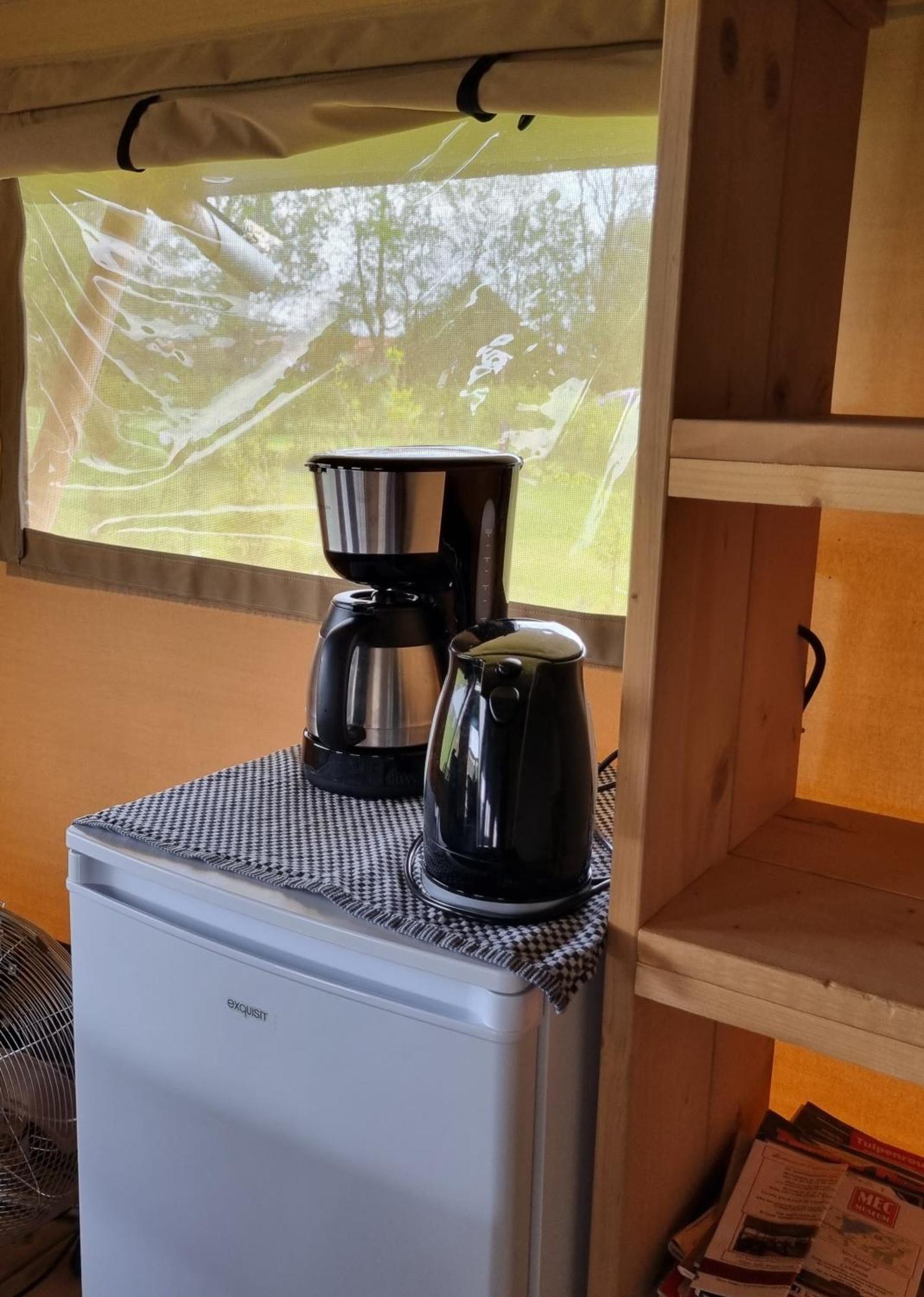 Boerderijcamping De Hinde 드론턴 객실 사진